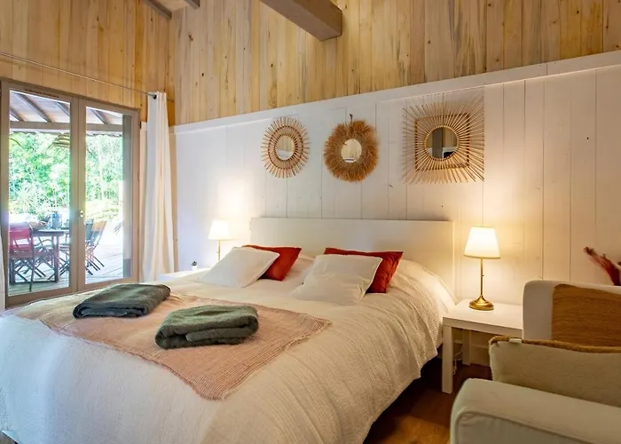 Magnifique Avec Jacuzzi Les 44hectares 빌라